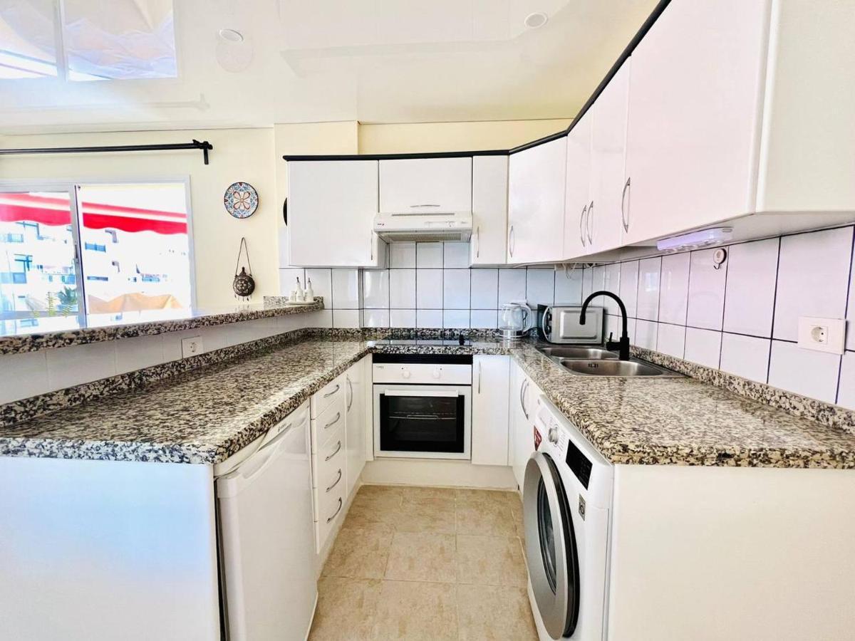 Cozy Beachfront Flat With Pool & Panoramic Sea View Terrace Apartman Puerto de Santiago  Kültér fotó